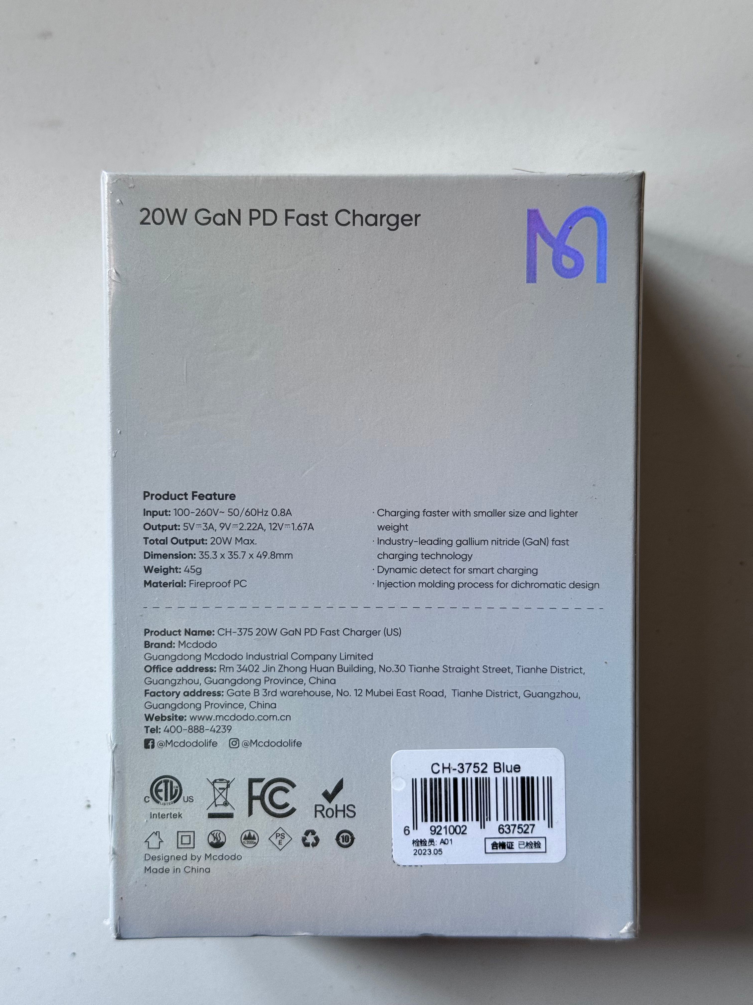 Mcdodo 20W GaN PD Fast Charger view 2